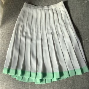 Escada white silk pleated skirt